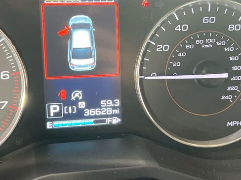 Used 2023 Subaru Crosstrek 2.5i Limited AWD/4WD image 12