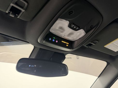 Used 2023 Chevrolet TrailBlazer ACTIV FWD image 5