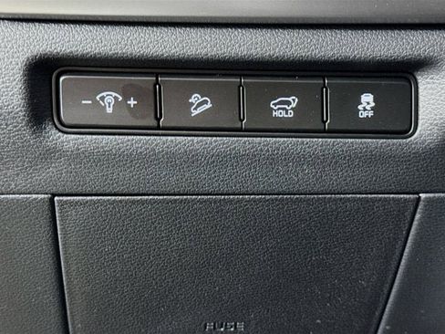 New 2025 Kia Telluride S image 10