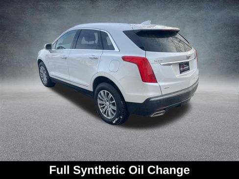 Used 2017 Cadillac XT5 Luxury image 3