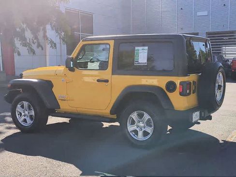Used 2020 Jeep Wrangler Sport AWD/4WD image 6