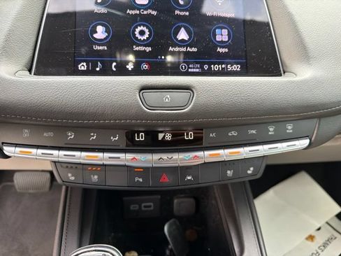 Used 2023 Cadillac XT4 Premium Luxury FWD image 27
