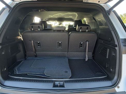 New 2026 Chevrolet Traverse LT image 10