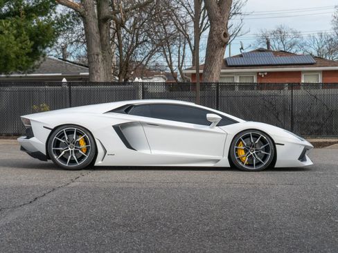 Used 2017 Lamborghini Aventador LP 700-4 AWD/4WD image 21