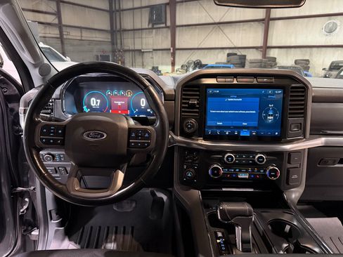 Used 2022 Ford F150 Lariat AWD/4WD image 28