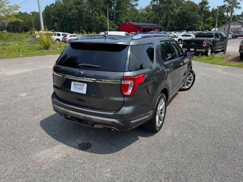 Used 2019 Ford Explorer Limited w/ Class III Trailer Tow Package FWD image 6
