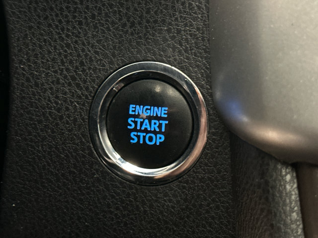 Used 2019 Toyota Highlander XLE AWD/4WD image 25