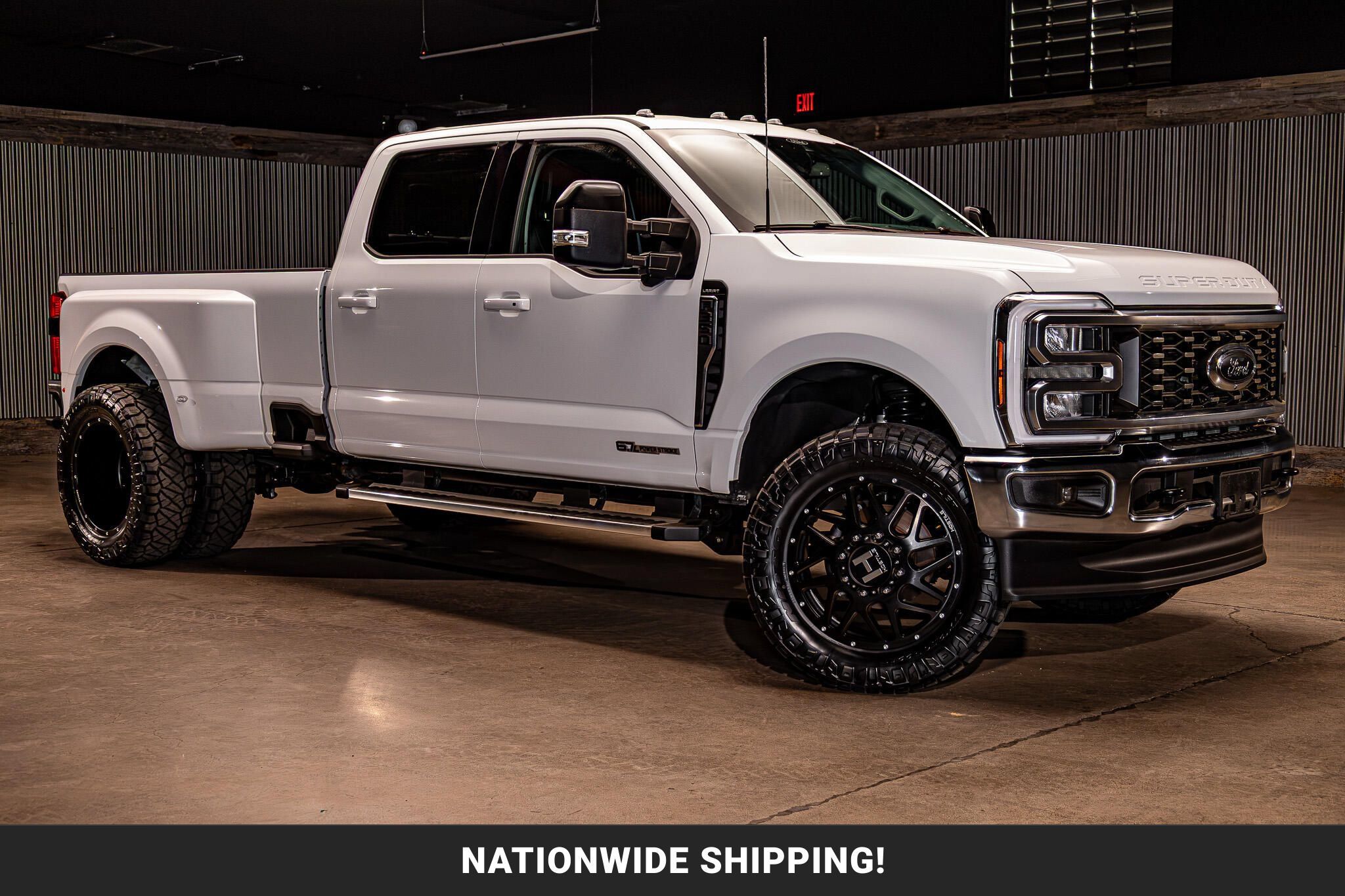 Used 2026 Ford F350 Lariat AWD/4WD image 1