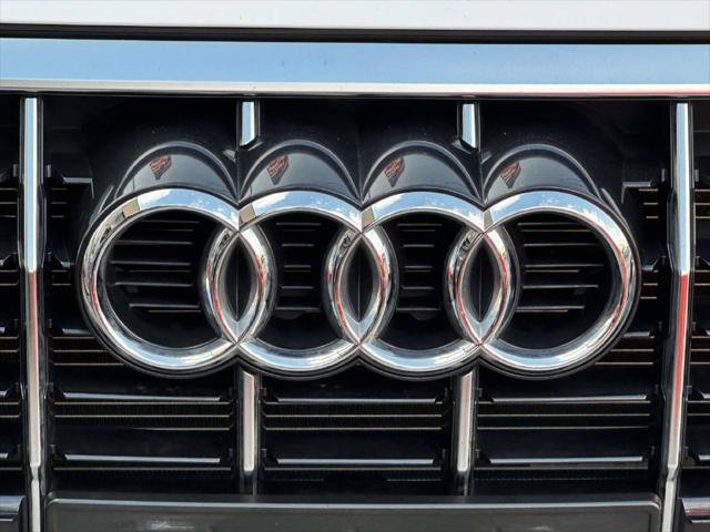 Used 2024 Audi Q3 2.0T Premium w/ Convenience Package AWD/4WD image 6