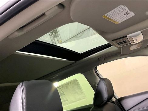 New 2026 Nissan Rogue SV FWD image 25
