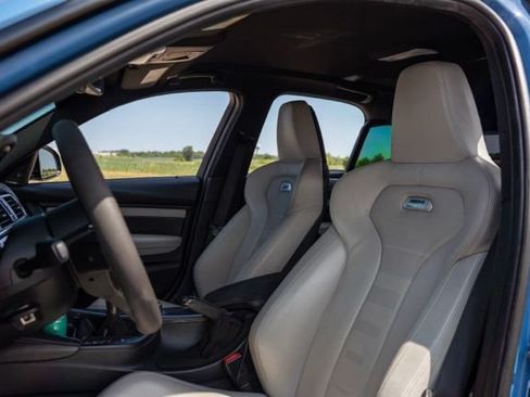 Used 2017 BMW M3 RWD image 14