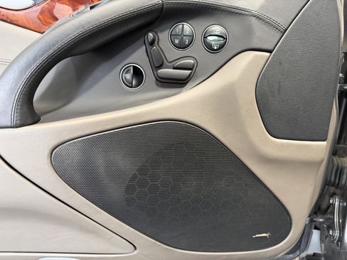 Used 2007 Mercedes-Benz SL 550 image 15