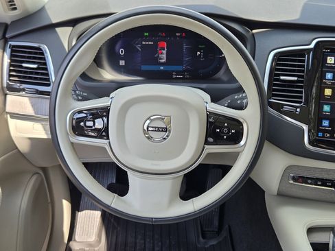 Certified 2025 Volvo XC90 T8 Plus w/ Protection Package Premier image 29