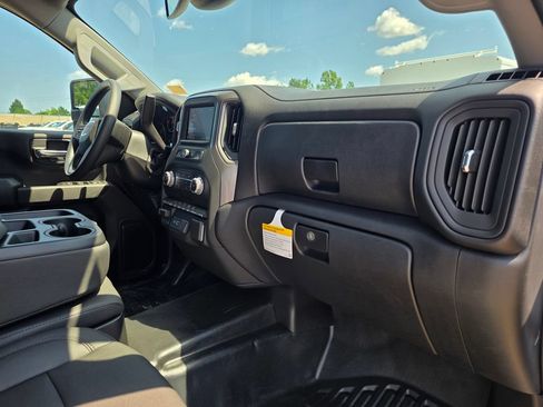 New 2026 GMC Sierra 2500 Pro w/ Convenience Package AWD/4WD image 24