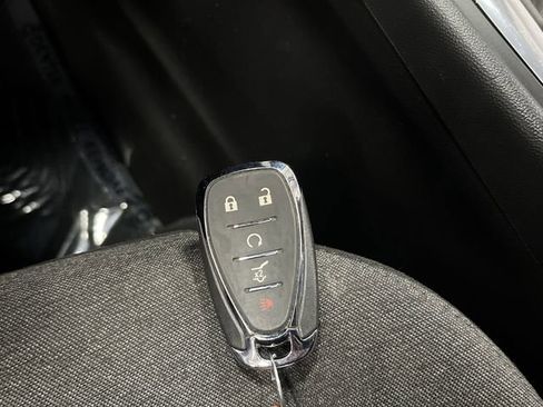 Used 2023 Chevrolet Equinox LT image 26