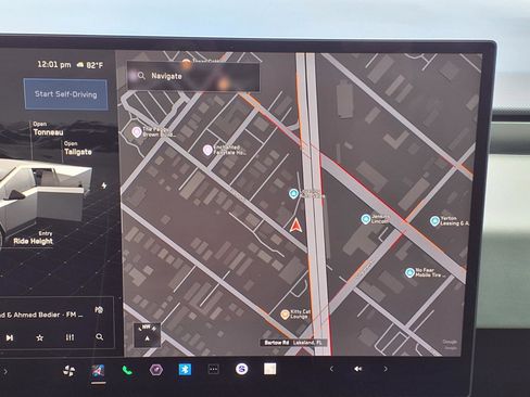 Used 2025 Tesla Cybertruck AWD Crew Cab image 13