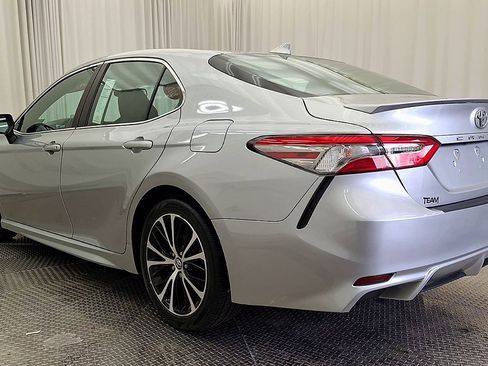 Certified 2018 Toyota Camry SE w/ Audio Package FWD image 9