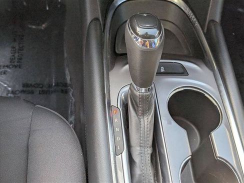 Used 2017 Chevrolet Malibu Hybrid FWD image 12