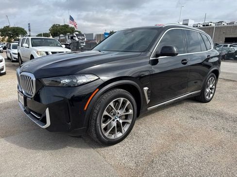 Used 2024 BMW X5 xDrive50e w/ Parking Assistance Package AWD/4WD image 2