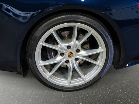 Used 2019 Porsche 911 Carrera image 6