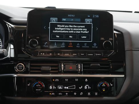 Used 2023 Nissan Pathfinder SL w/ SL Premium Package AWD/4WD image 20
