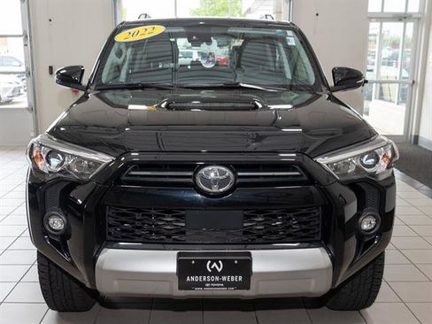 Used 2022 Toyota 4Runner TRD Off-Road Premium AWD/4WD image 3