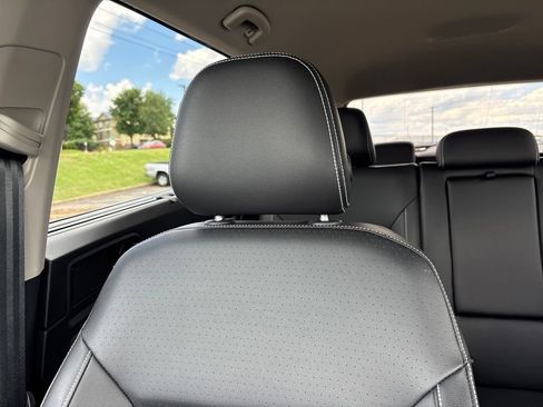 Certified 2023 Volkswagen Atlas SE FWD image 25