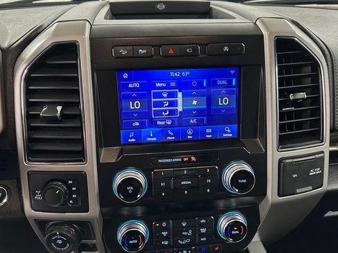 Used 2020 Ford F150 Lariat w/ Equipment Group 502A Luxury AWD/4WD image 21
