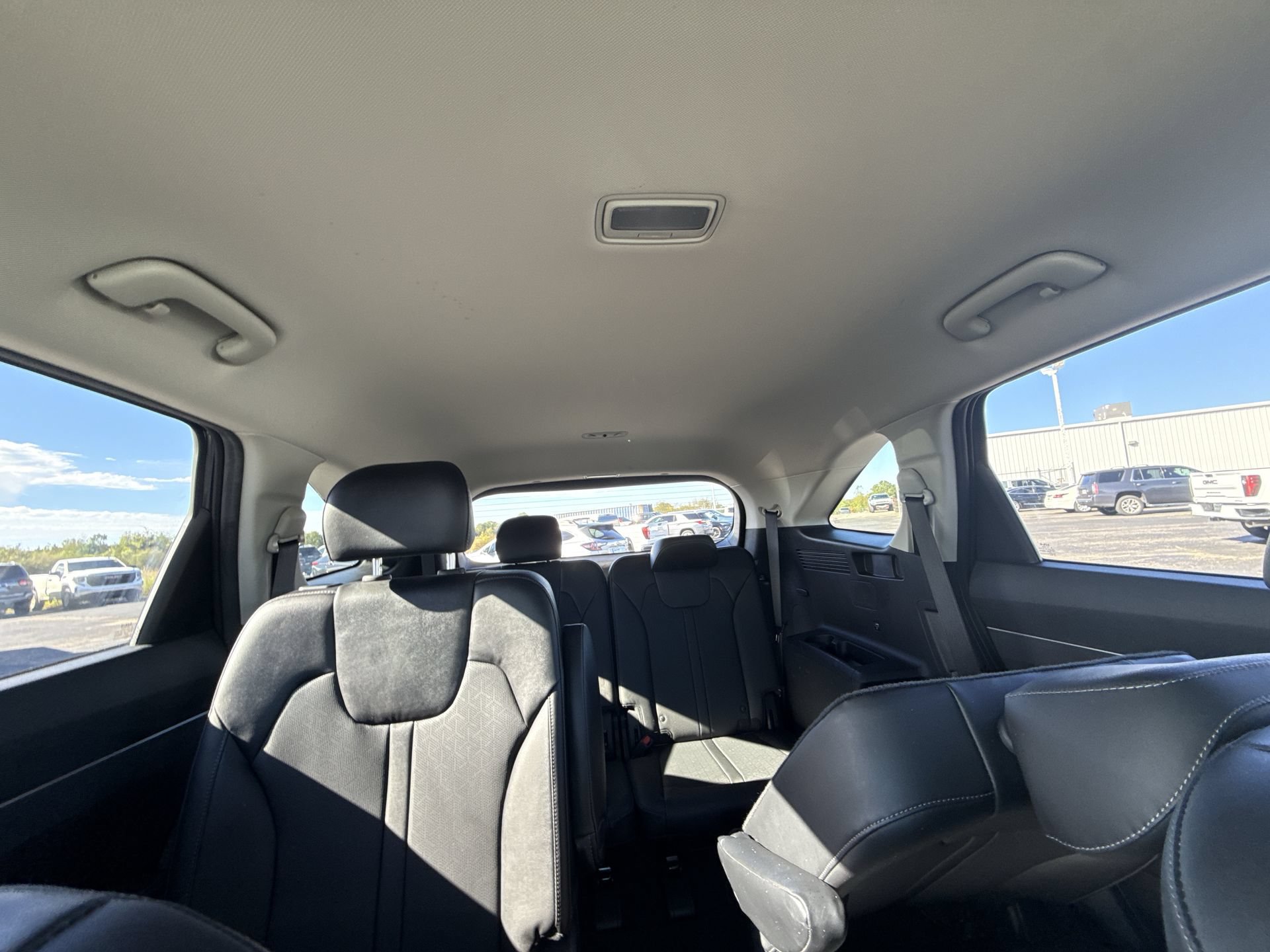 Used 2022 Kia Sorento EX FWD image 28