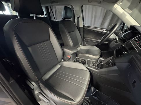 Used 2024 Volkswagen Tiguan Wolfsburg Edition FWD image 39