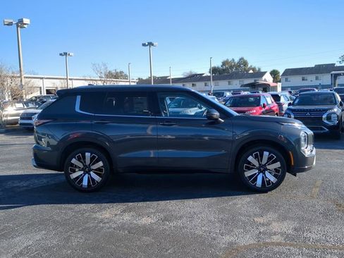 New 2026 Mitsubishi Outlander SEL FWD image 5