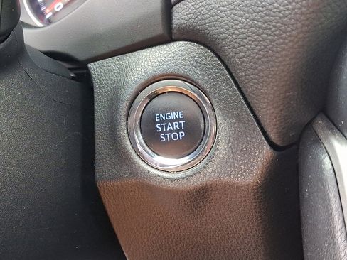 Used 2020 Toyota RAV4 XLE Premium image 25