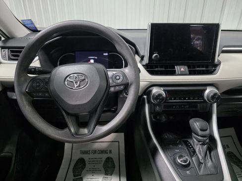 Used 2024 Toyota RAV4 XLE w/ Convenience Package AWD/4WD image 9