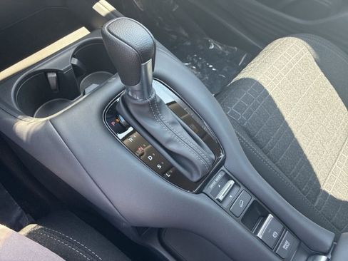 New 2025 Honda HR-V LX image 19