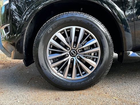 Used 2022 Nissan Armada SV w/ SV Appearance Package image 30