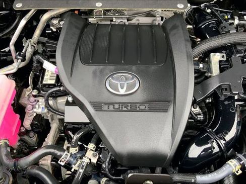 Certified 2024 Toyota Highlander LE image 32