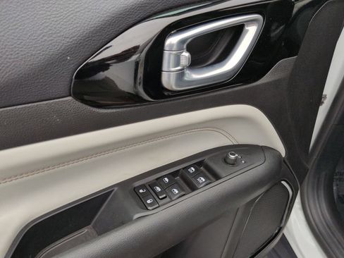 Used 2025 Jeep Compass Limited AWD/4WD image 18