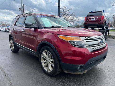 Used 2014 Ford Explorer XLT w/ Equipment Group 202A image 8