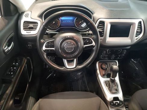 Used 2019 Jeep Compass Sport AWD/4WD image 15