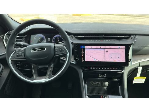 New 2026 Jeep Grand Cherokee Altitude RWD image 16