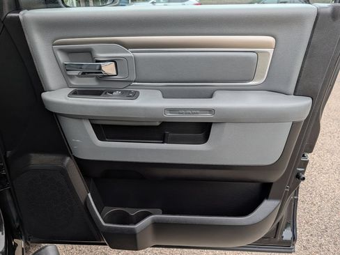 Used 2018 RAM 1500 Big Horn AWD/4WD image 16