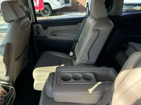 Used 2018 Honda Odyssey EX-L image 18