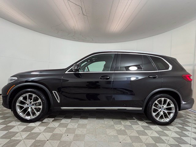 Used 2020 BMW X5 xDrive40i w/ Premium Package AWD/4WD image 4