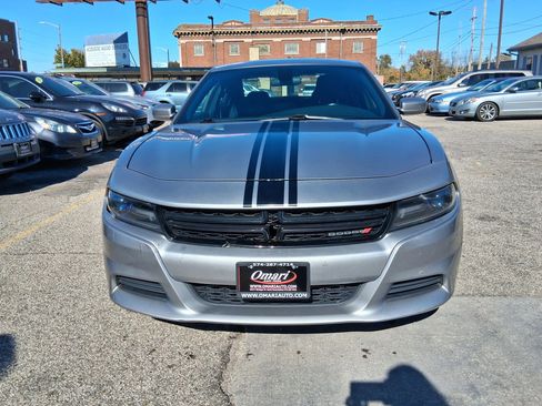 Used 2018 Dodge Charger SXT image 5