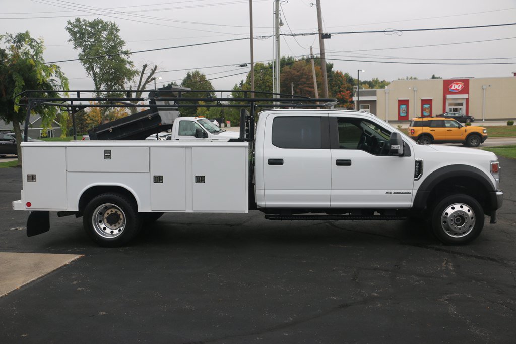 Used 2022 Ford F550 4x4 Crew Cab Super Duty w/ Power Equipment Group image 6