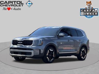 Used 2023 Kia Telluride EX w/ EX Captain's Chair Package
