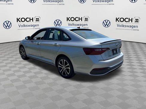 Used 2024 Volkswagen Jetta Sport FWD image 6