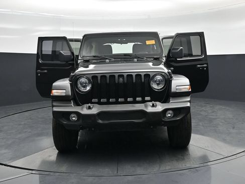Used 2021 Jeep Wrangler Unlimited Sport AWD/4WD image 28
