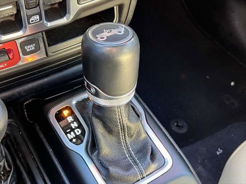 Used 2018 Jeep Wrangler Unlimited Rubicon image 28