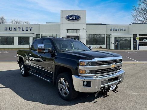 Used 2015 Chevrolet Silverado 2500 LTZ image 4